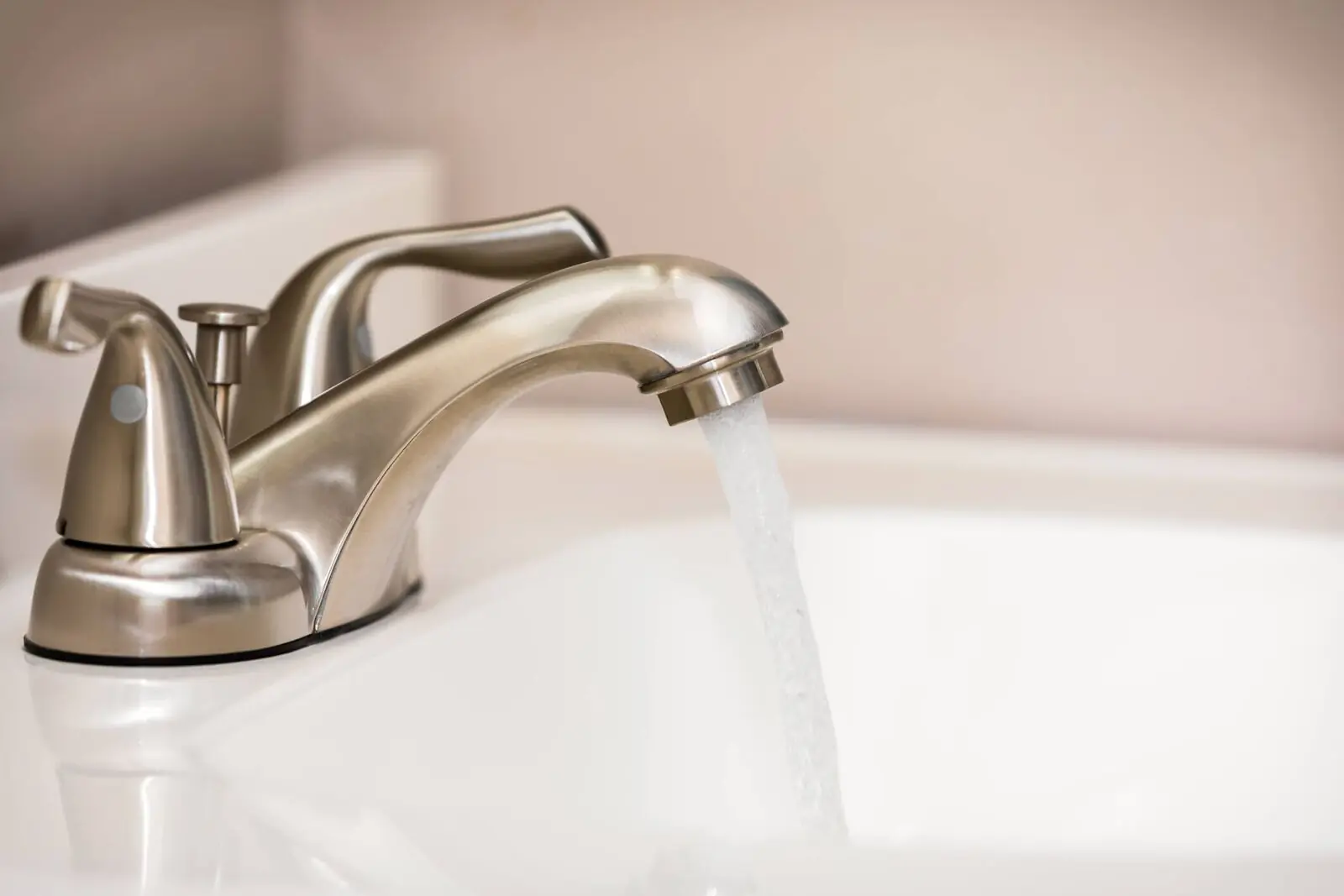 Hard Water and Your Plumbing: Problems and Solutions